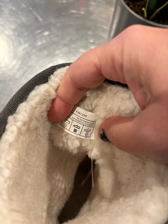 Koolaburra by Ugg Uggs Grey Suede Boots Size 8 Cozy Warm Cottagecore Y2K - Picture 8 of 8